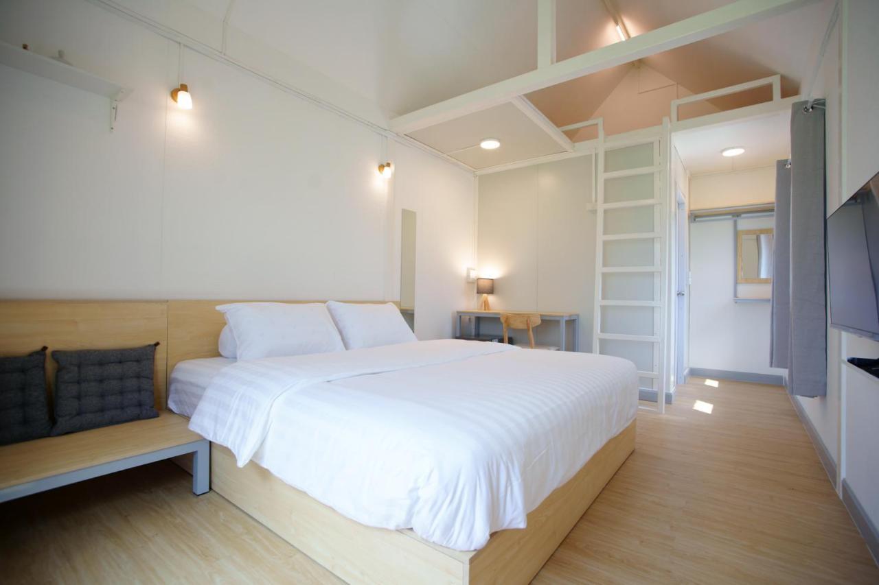 Barn Sampran Resort บ้านสามพรานรีสอร์ท Накхонпатхом Экстерьер фото