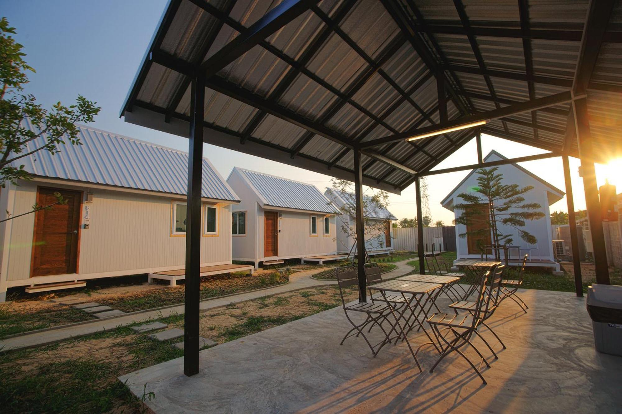 Barn Sampran Resort บ้านสามพรานรีสอร์ท Накхонпатхом Экстерьер фото